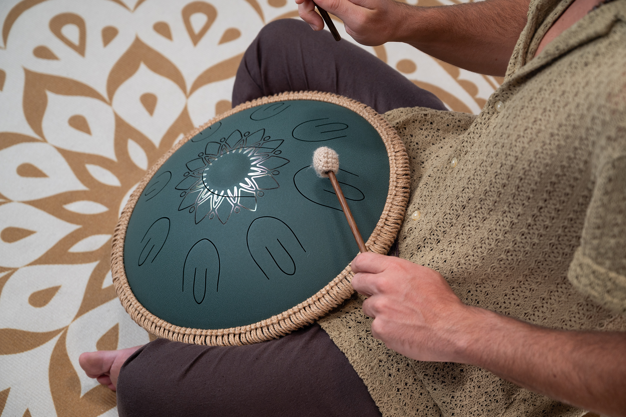 OSTD3DGE Octave Steel Tongue Drum F Dur Dunkelgrün 16" 432Hz